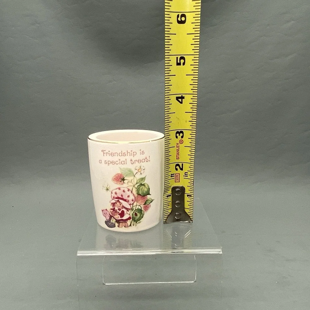 Vtg 1981 Strawberry Shortcake Porcelain Strawberry Scented Candle Used